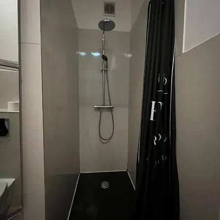 Apartment Mieszkanie W Centrum. Piotrkowska *